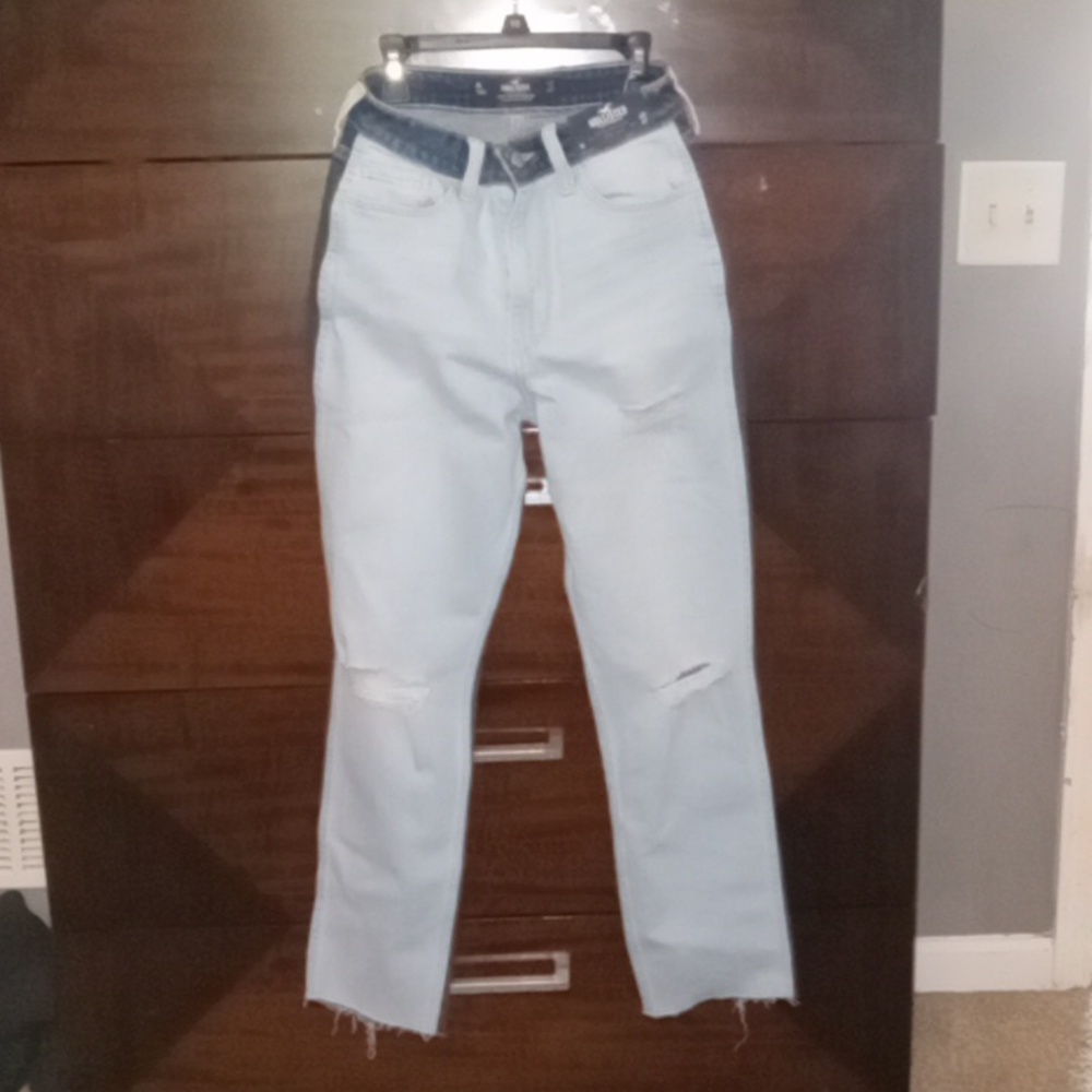 💎 NWT Hollister Jeans Size 1 Ultra High Rise Mom Jean Two Toned Light Dark Blue